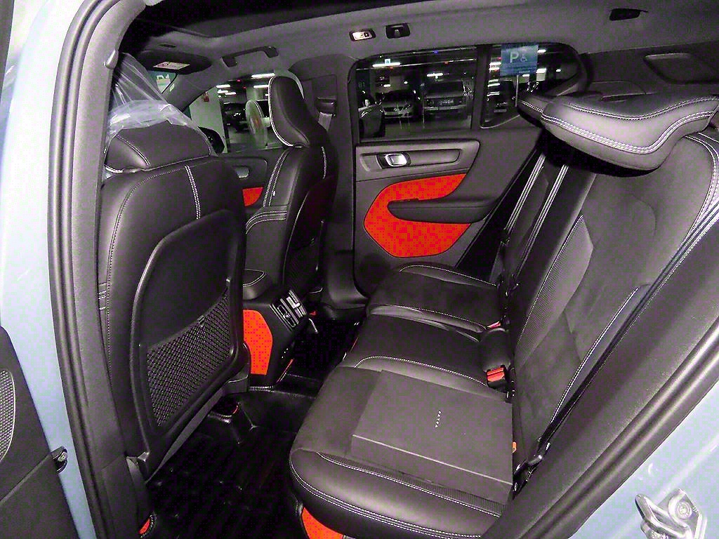 Volvo XC40 - Vista 7