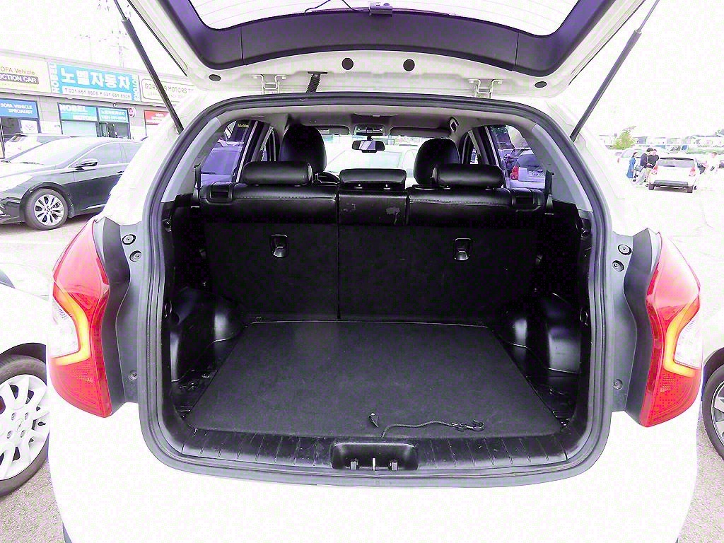 Ssangyong Korando 2015 Blanco - Importación desde Corea - HF Imports Iquique - Foto 19