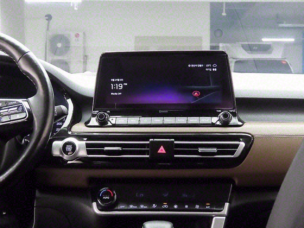 KIA Seltos - Vista 8