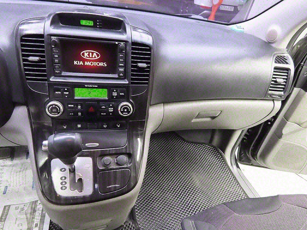 KIA Carnival 2014 Negro - Importación desde Corea - HF Imports Iquique - Foto 7