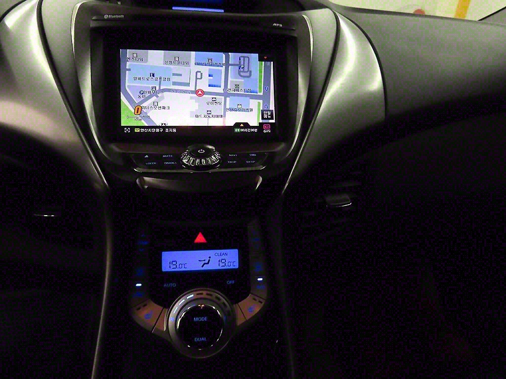 HYUNDAI Avante 2012 Negro - Importación desde Corea - HF Imports Iquique - Foto 15