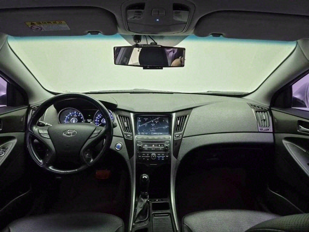 HYUNDAI Sonata - Vista 7