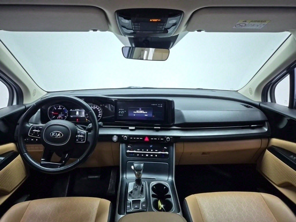 KIA Carnival - Vista 7