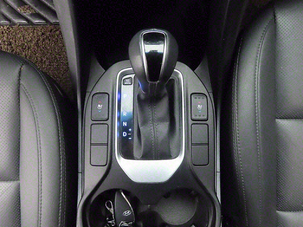 HYUNDAI Santa Fe - Vista 10