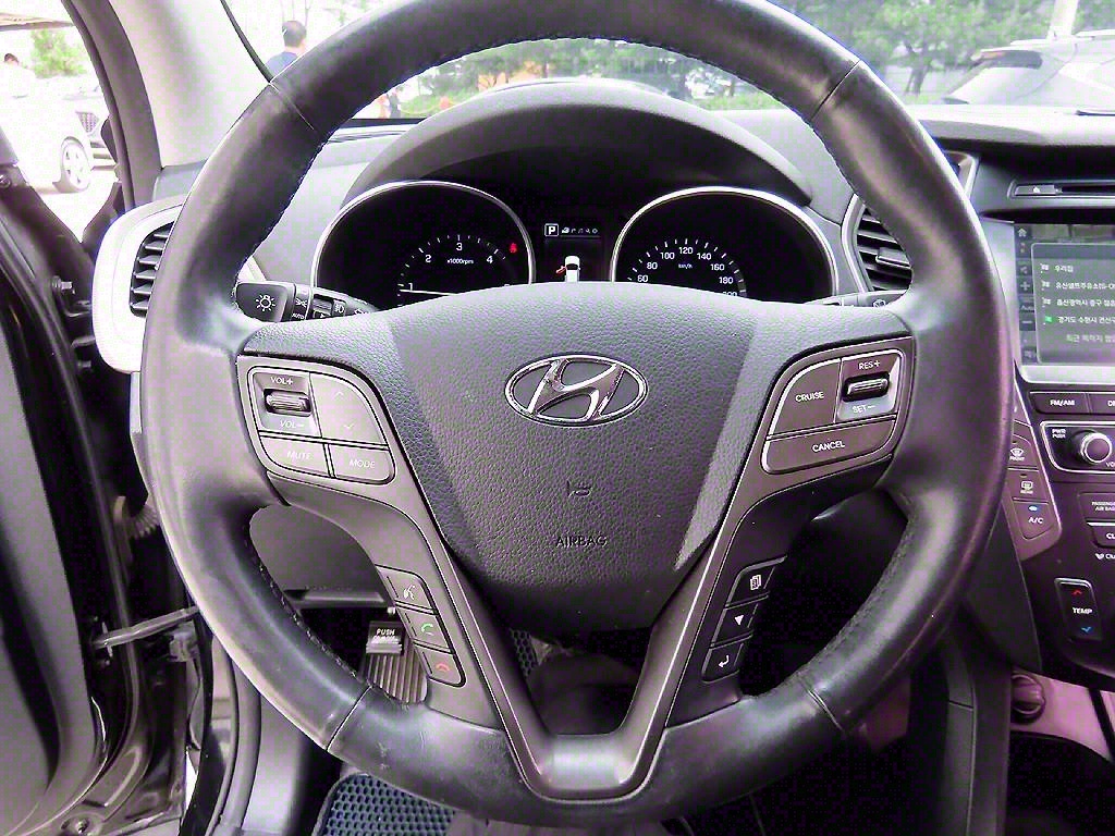 HYUNDAI Maxcruz - Vista 8