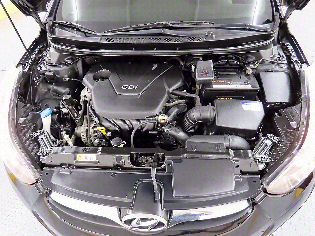 HYUNDAI Avante 2012 Negro - Importación desde Corea - HF Imports Iquique - Foto 19