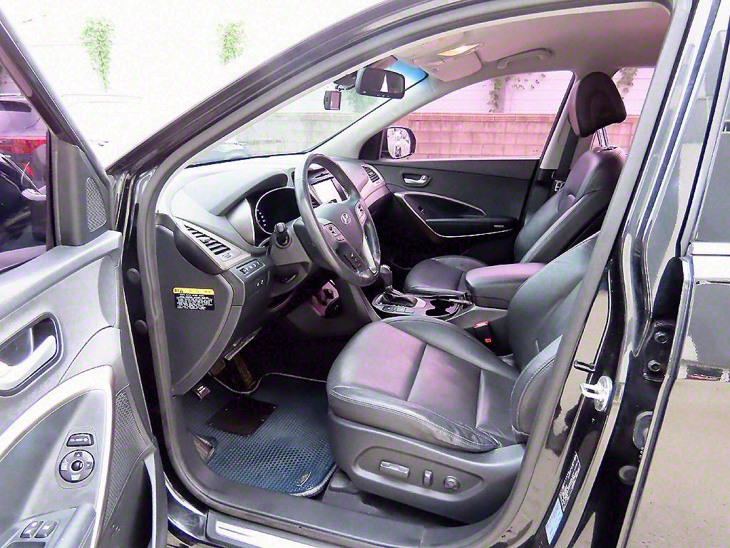 HYUNDAI Maxcruz - Vista 5