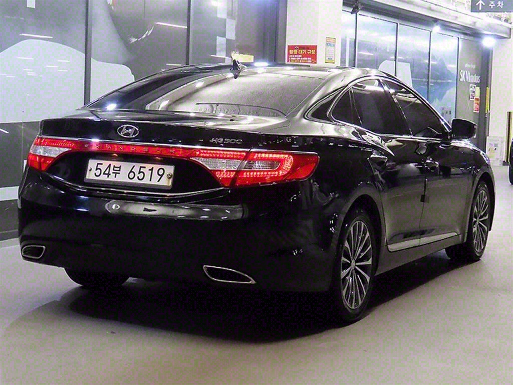 HYUNDAI Grandeur - Vista 4