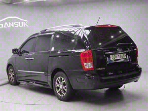 KIA Carnival - Vista 6