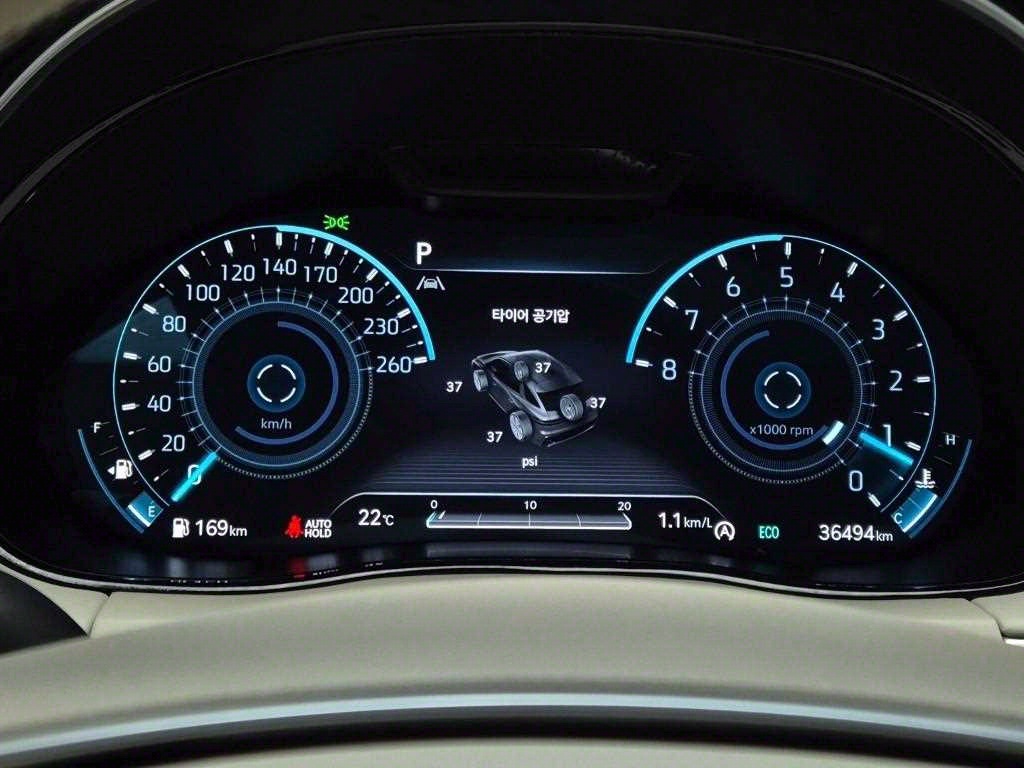 Genesis GV70 - Vista 7