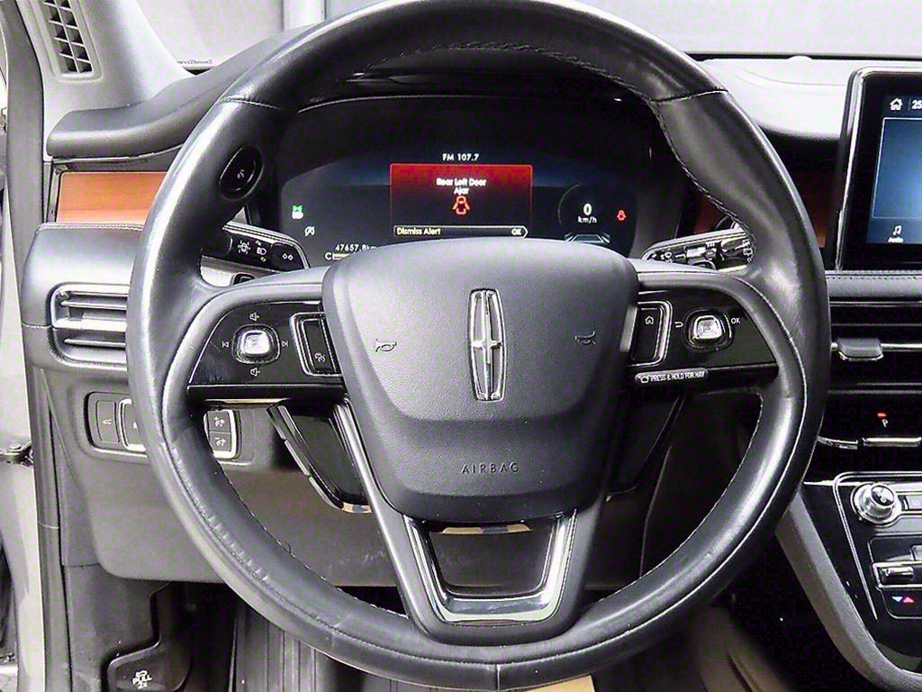 Lincoln Corsair - Vista 9