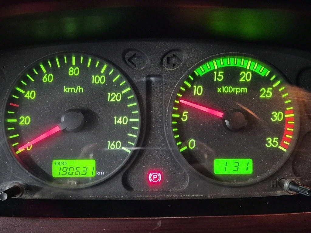 medium and large cargo dump - Vista 5