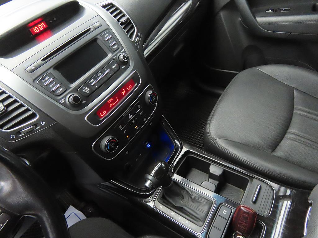 KIA Sorento - Vista 10