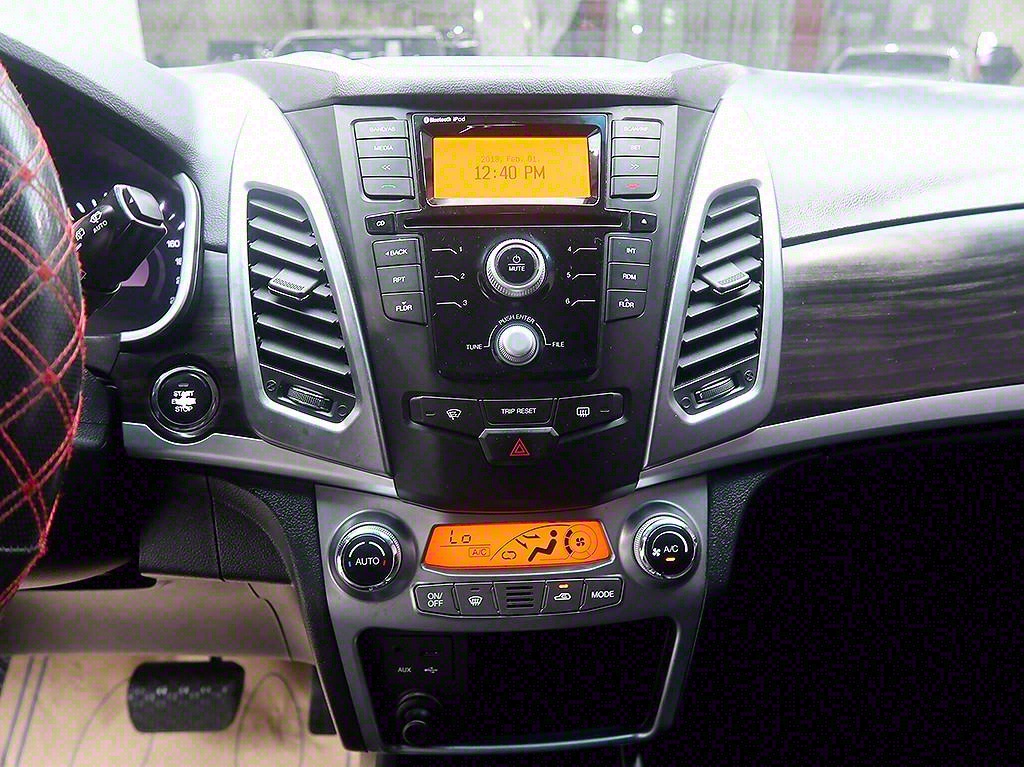 Ssangyong Korando 2015 Blanco - Importación desde Corea - HF Imports Iquique - Foto 9