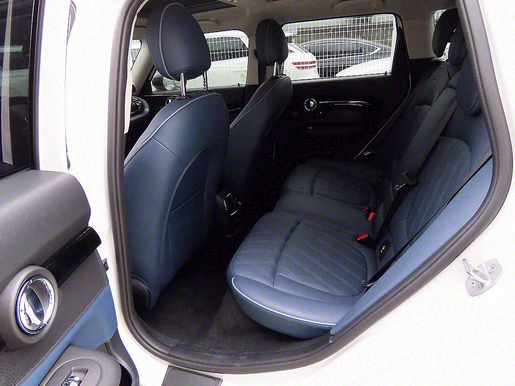 Mini Clubman - Vista 6