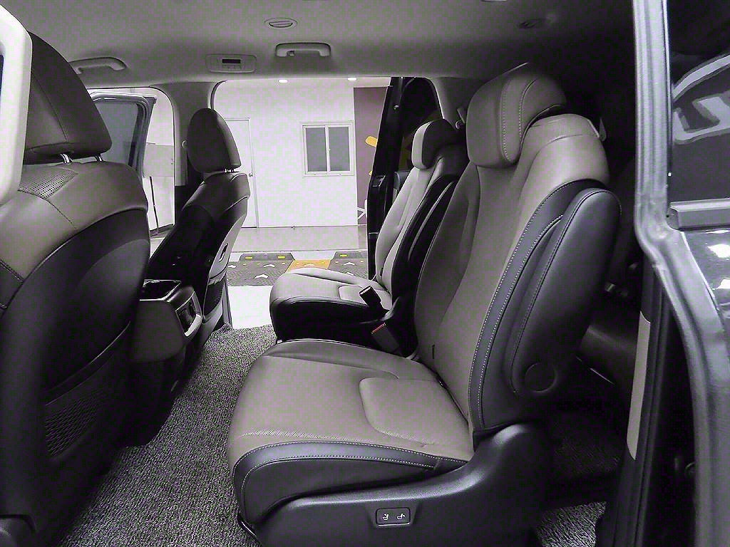 KIA Carnival 2024 Gris - Importación desde Corea - HF Imports Iquique - Foto 11