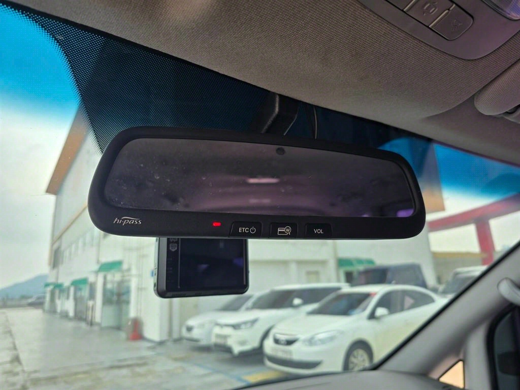 HYUNDAI Starex - Vista 7