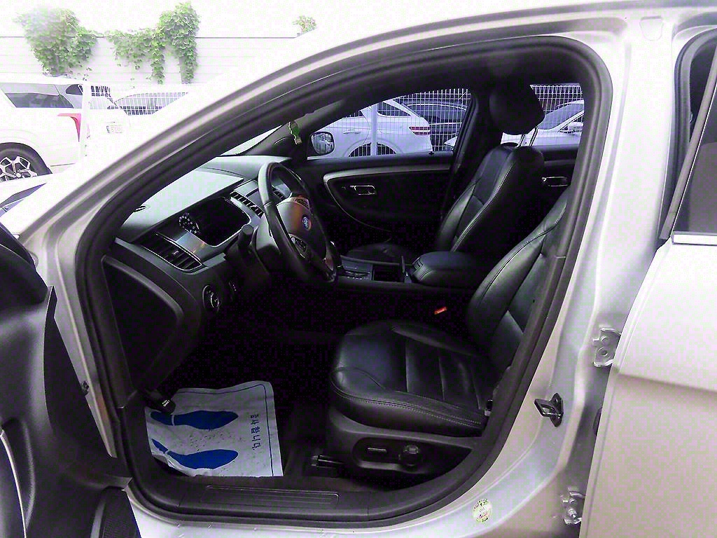 Ford Torus - Vista 5