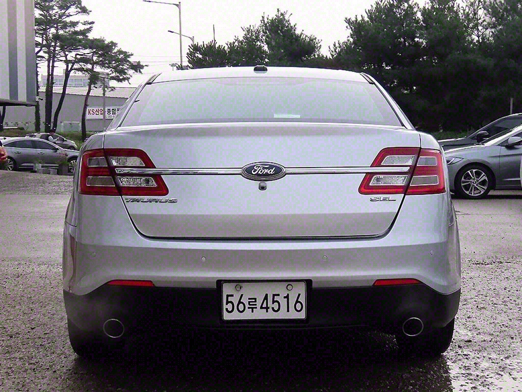 Ford Torus - Vista 4