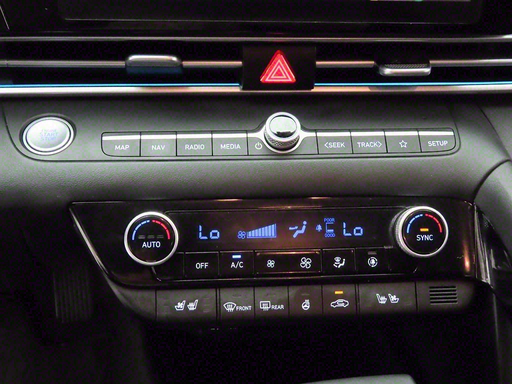 HYUNDAI Avante - Vista 10