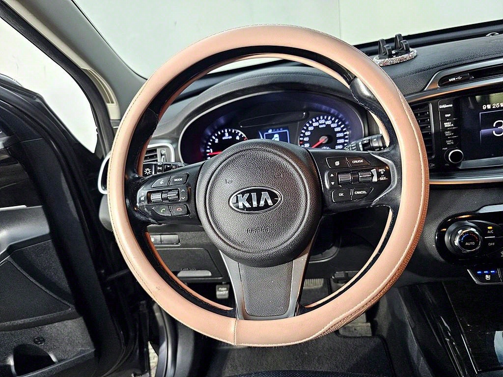 KIA Sorento - Vista 11