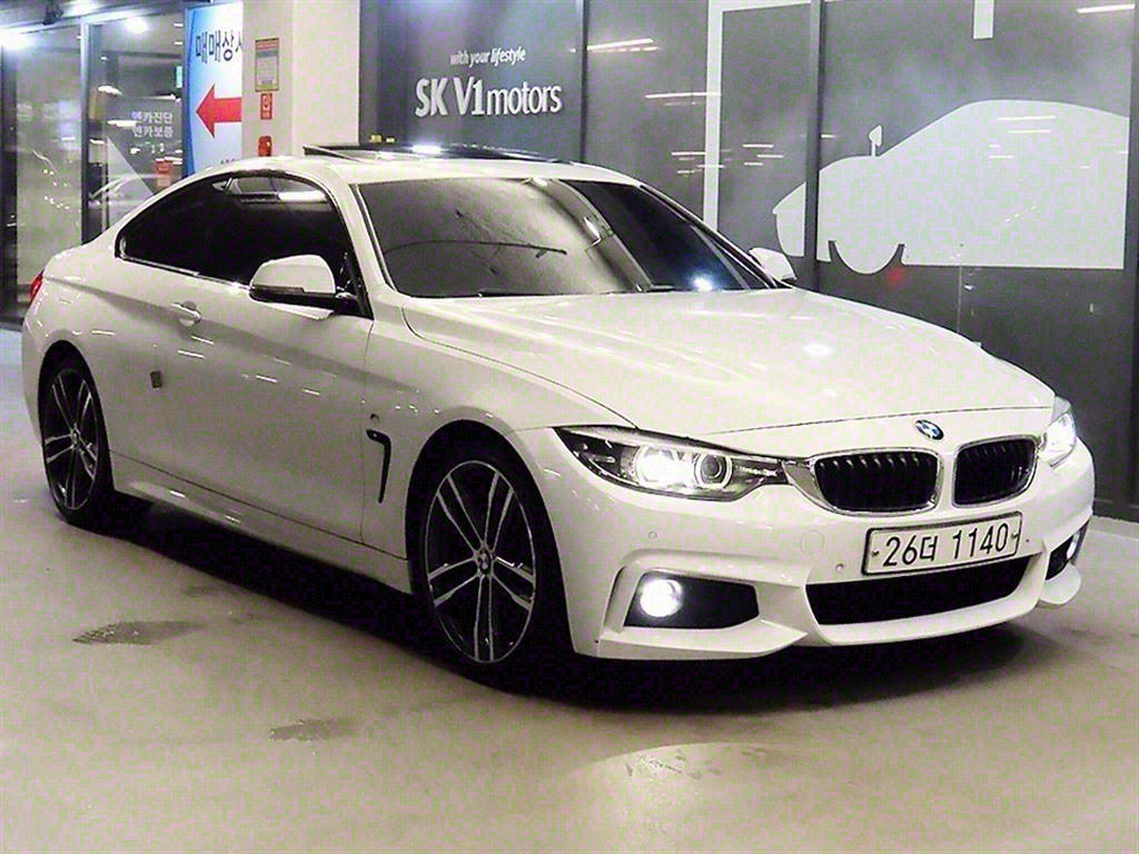BMW 4 Series 2018 Blanco - Importación desde Corea - HF Imports Iquique - Foto 1
