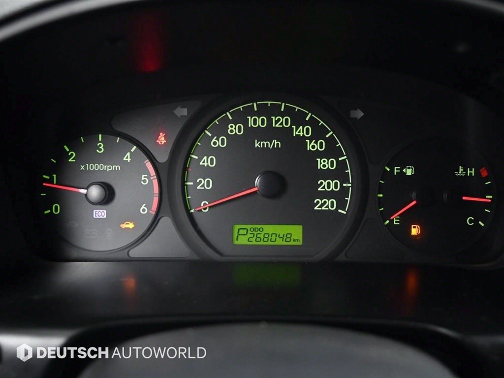 HYUNDAI Starex - Vista 8