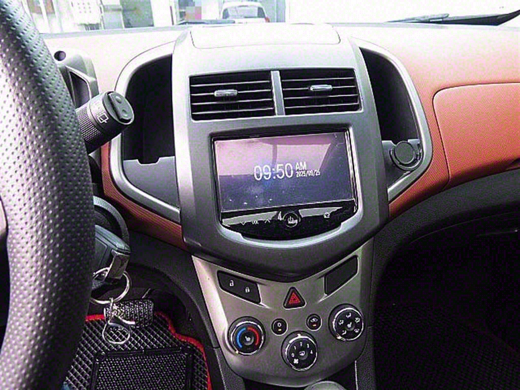 Chevrolet Abeo 2014 Blanco - Importación desde Corea - HF Imports Iquique - Foto 8