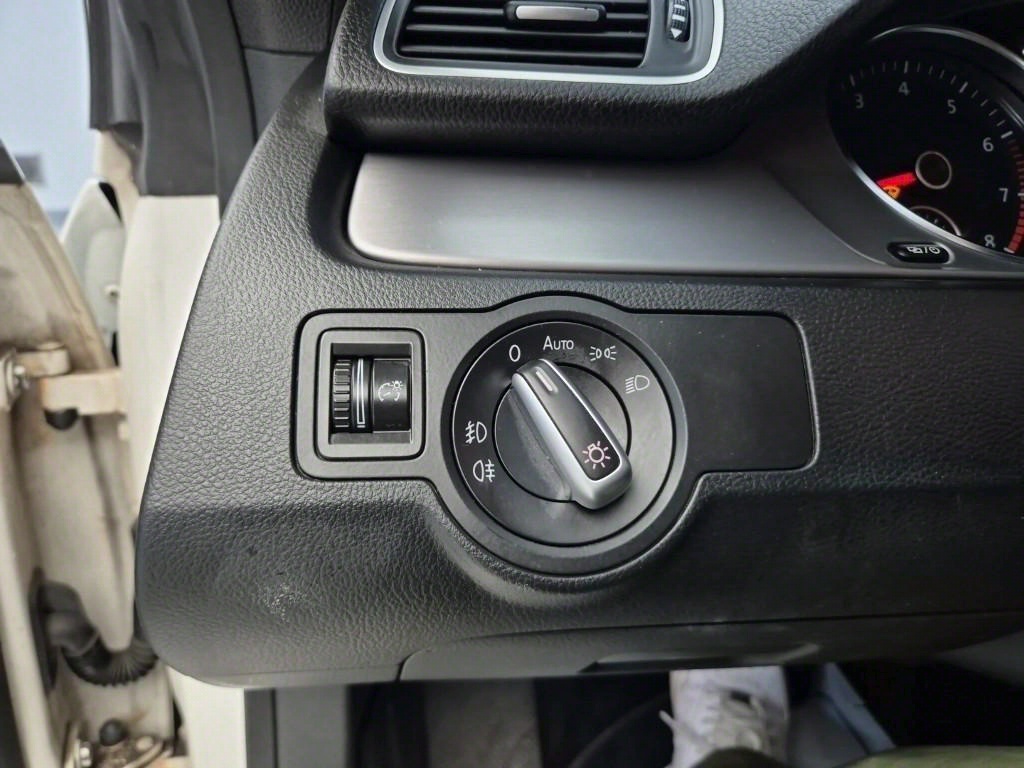 Volkswagen CC 2015 Blanco - Importación desde Corea - HF Imports Iquique - Foto 17