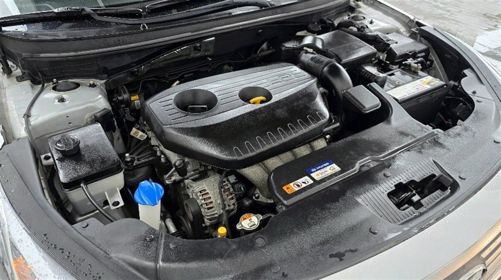 HYUNDAI Sonata - Vista 6