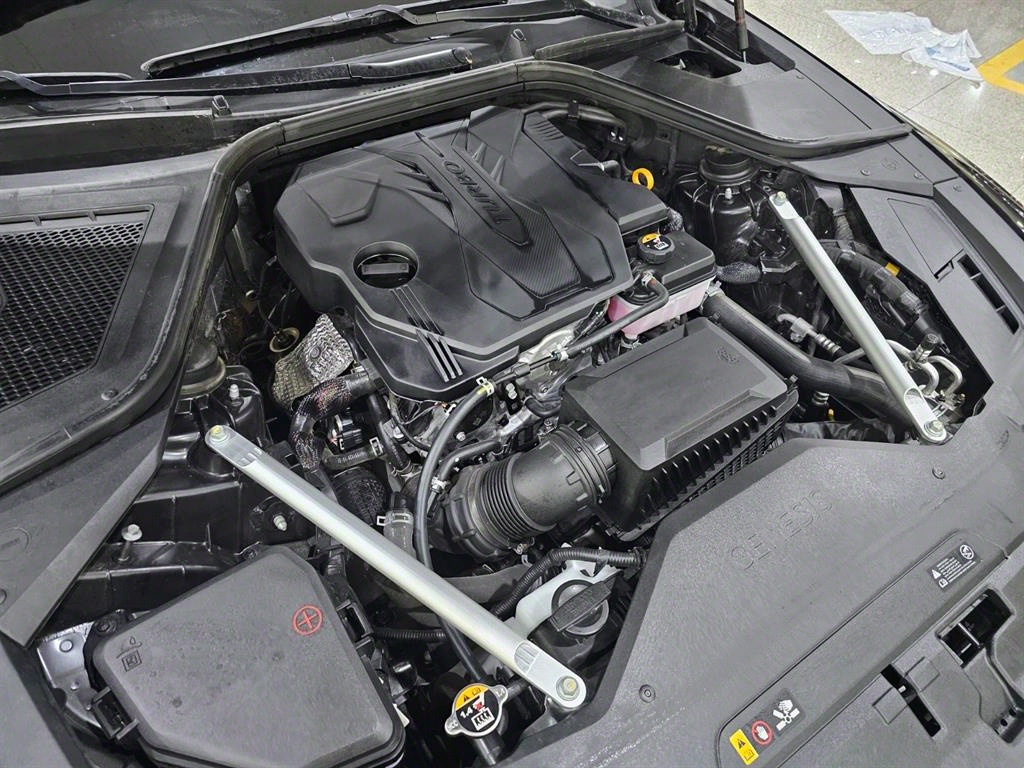 Genesis G80 - Vista 5