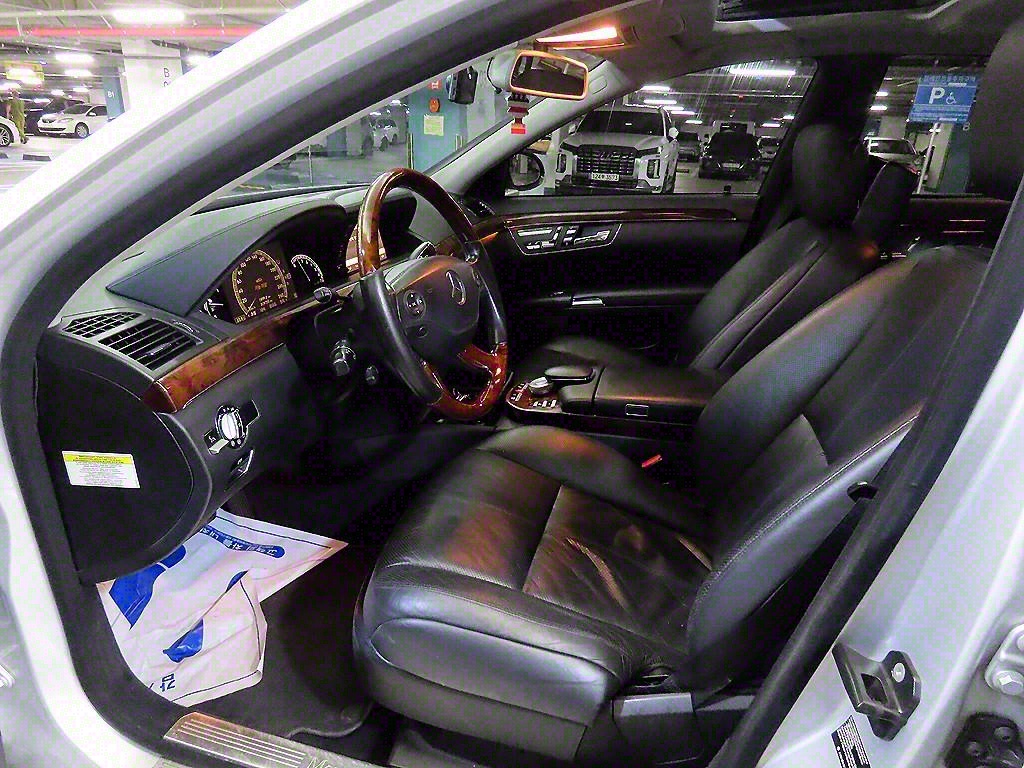 Mercedes Benz S Class - Vista 6