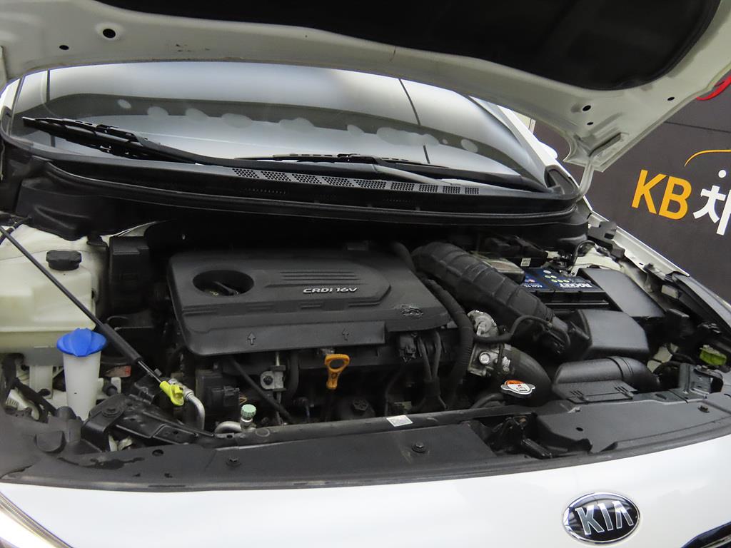 KIA K3 2016 Blanco - Importación desde Corea - HF Imports Iquique - Foto 20