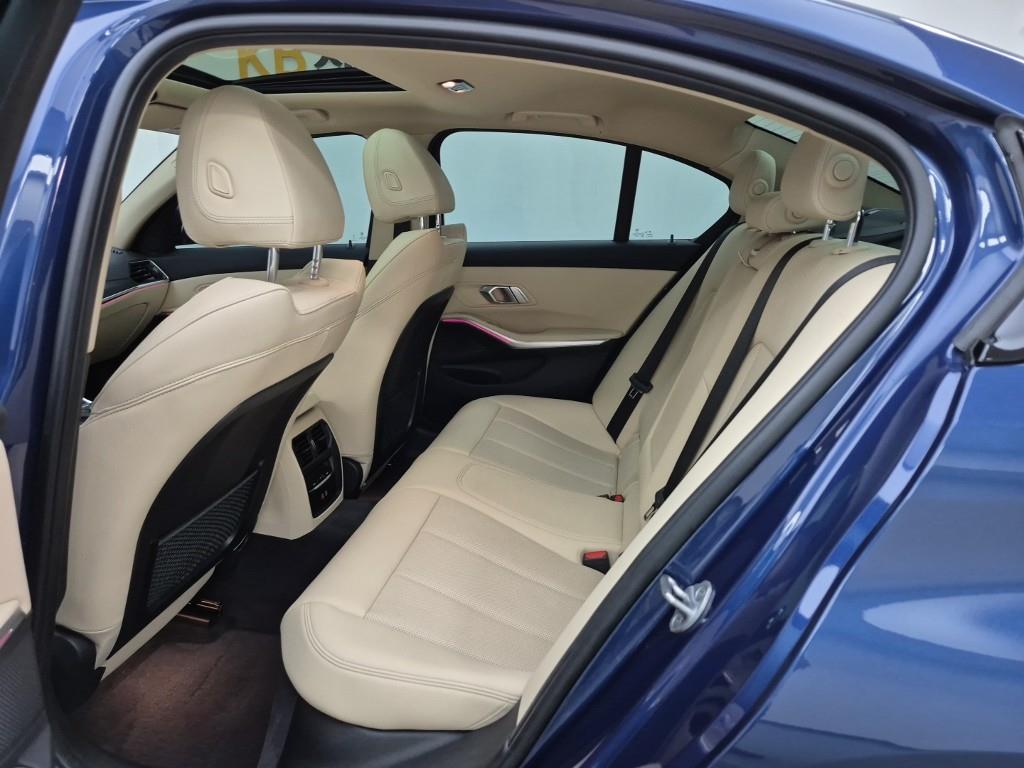 BMW 3 series - Vista 12