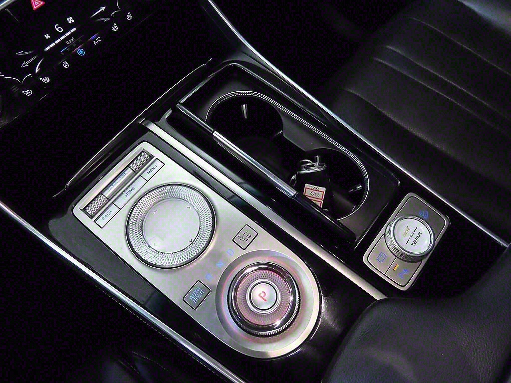 Genesis GV80 - Vista 12