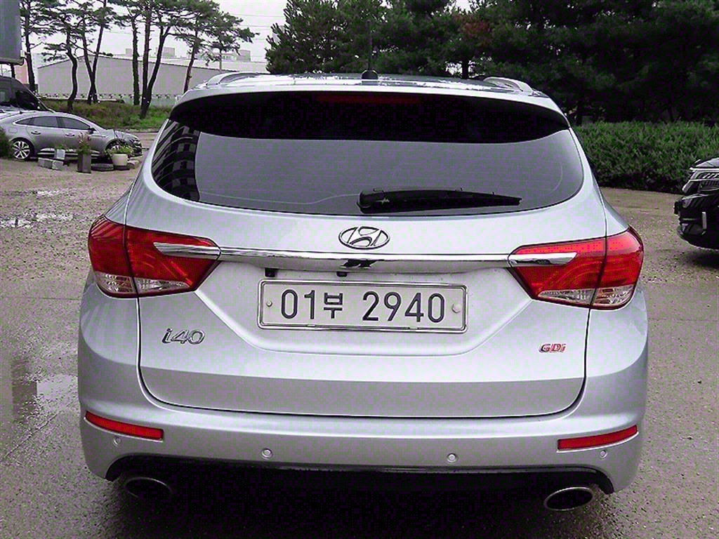 HYUNDAI i40 - Vista 4