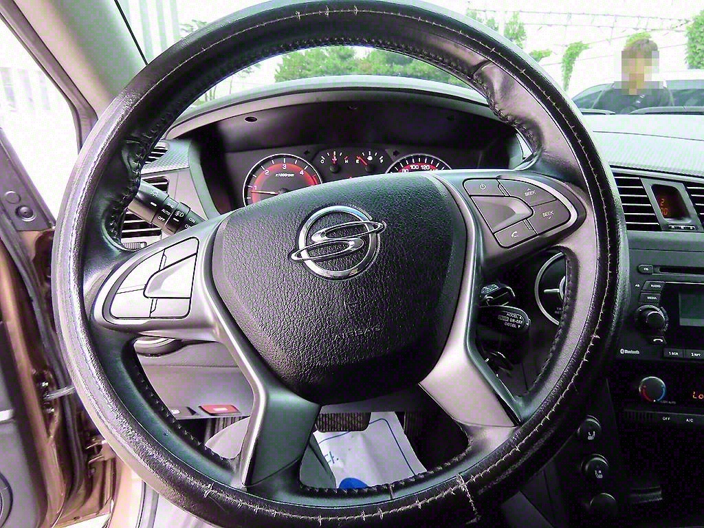 Ssangyong Korando - Vista 8