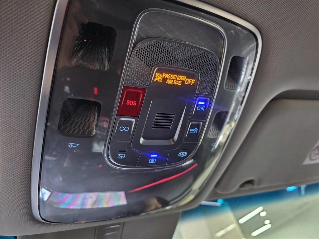 Genesis G80 2025 Negro - Importación desde Corea - HF Imports Iquique - Foto 17