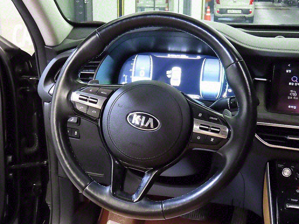 KIA K7 - Vista 8
