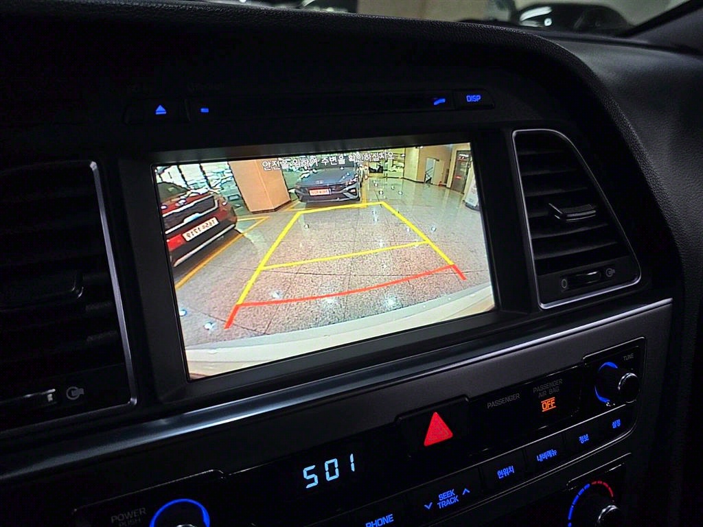 HYUNDAI Sonata - Vista 10