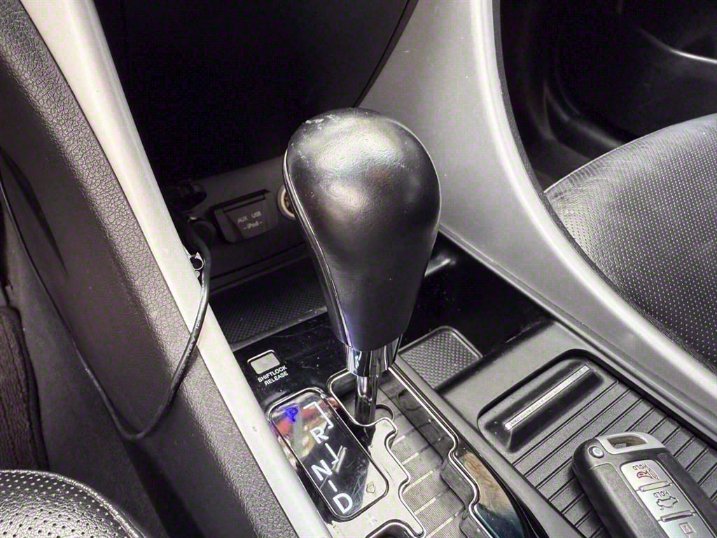 HYUNDAI Sonata - Vista 10