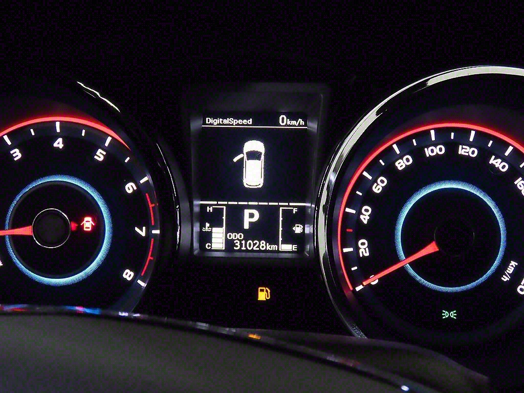 Ssangyong Tivoli - Vista 9