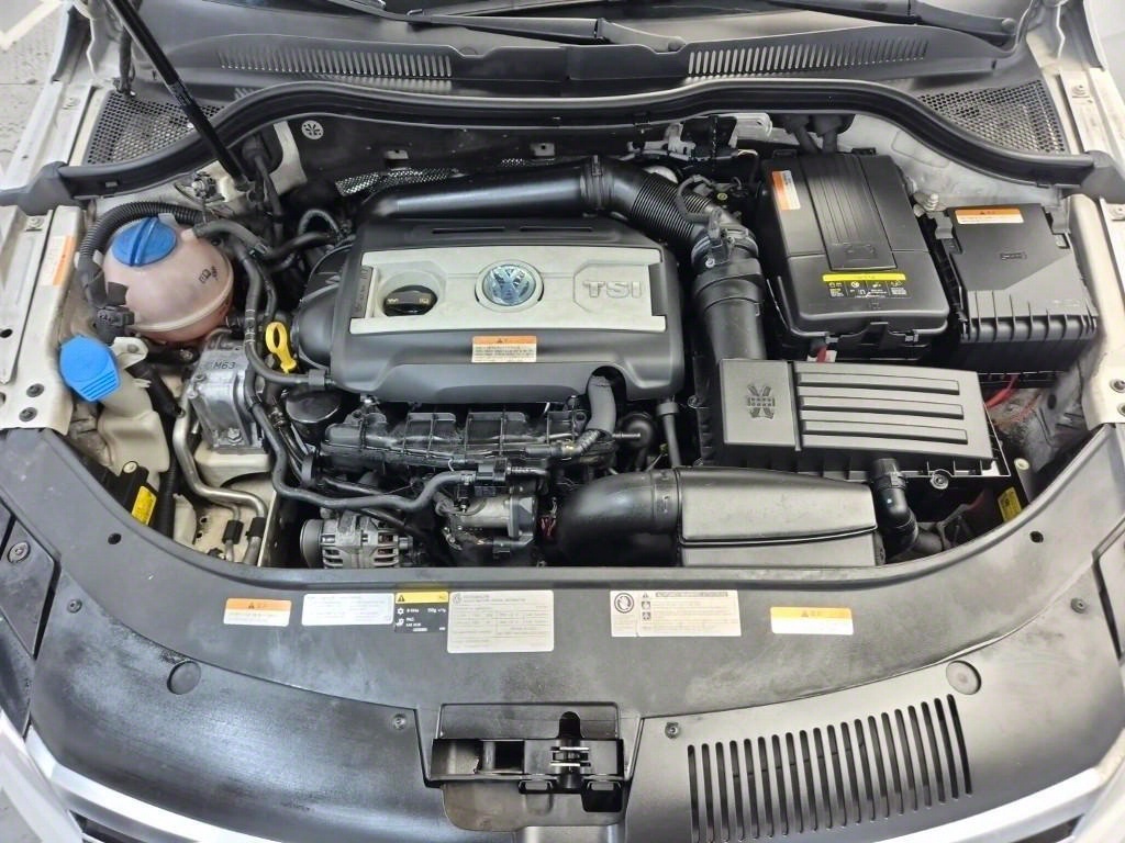 Volkswagen CC - Vista 5