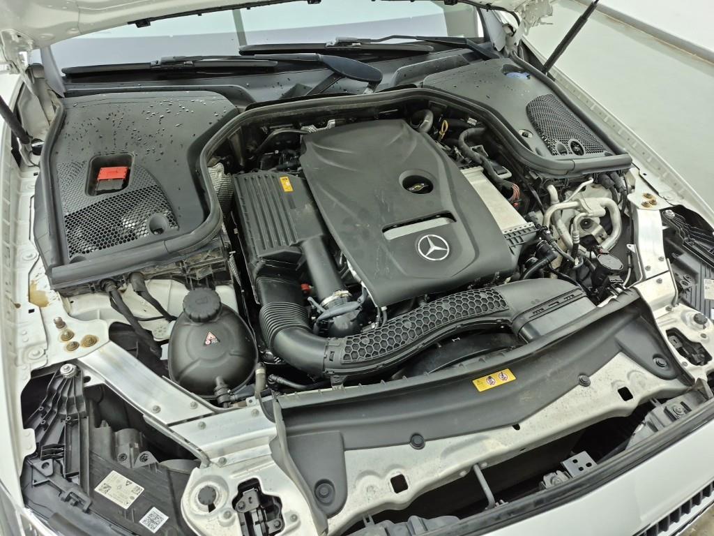 Mercedes Benz E class - Vista 6
