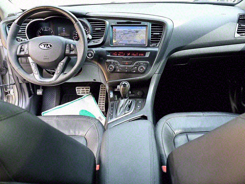 KIA K5 - Vista 9