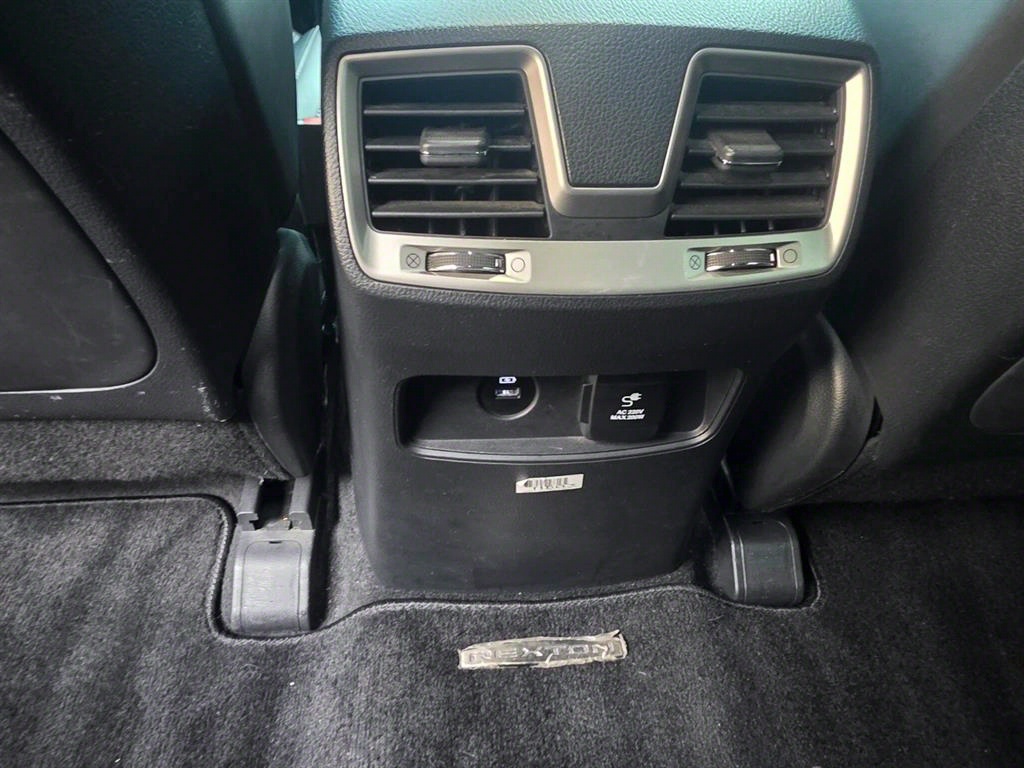 Ssangyong Rexton - Vista 10