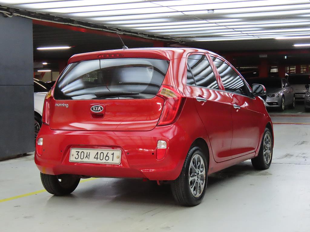 KIA Morning - Vista 4