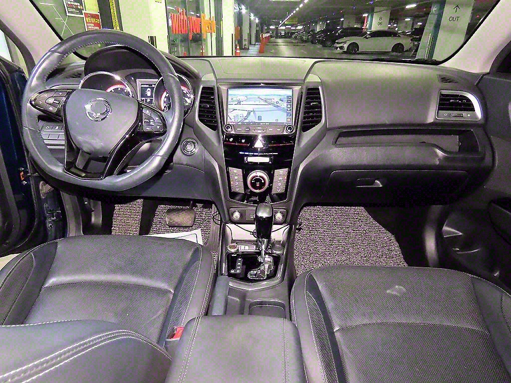 Ssangyong Tivoli - Vista 10