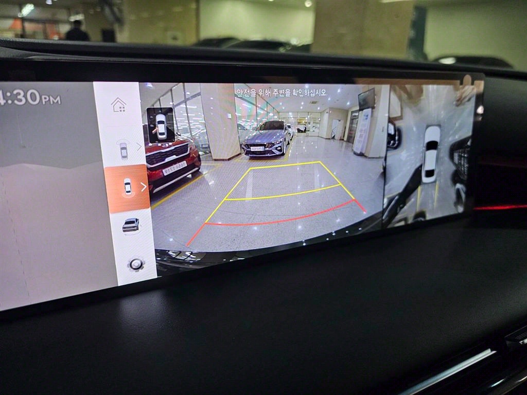 Genesis G80 - Vista 10