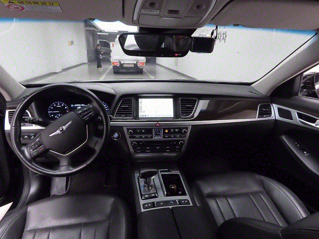 Genesis G80 - Vista 6